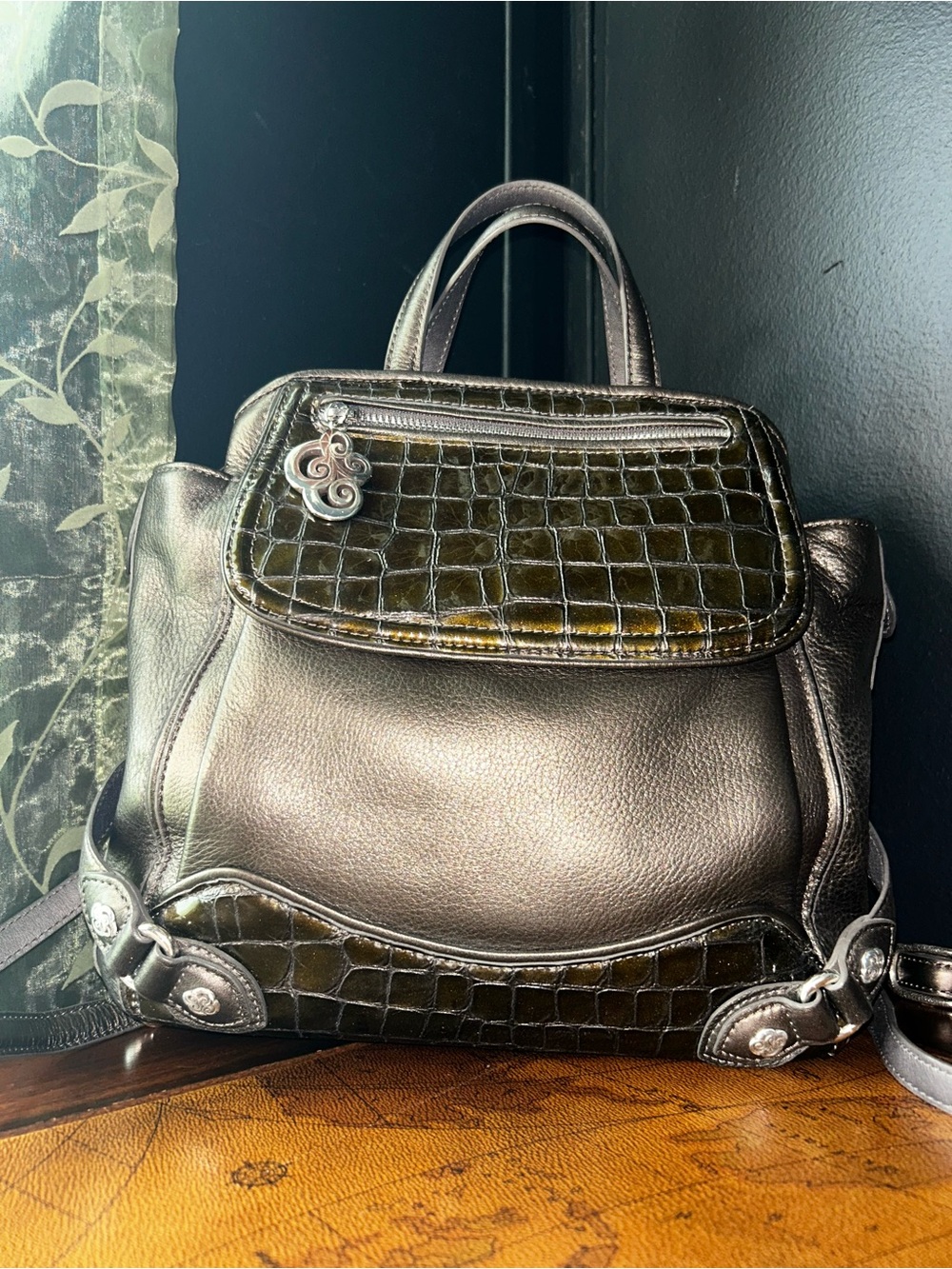 Vintage Brighton Metallic Pewter & Olive Croc Embossed Leather Backpack Handbag. - Picture 2 of 16